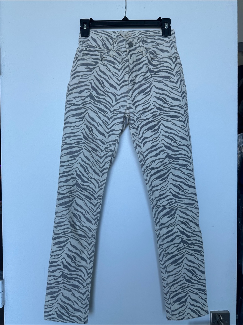La Vie Rebecca Taylor Zebra Print Straight Leg Jeans in Cream & Gray